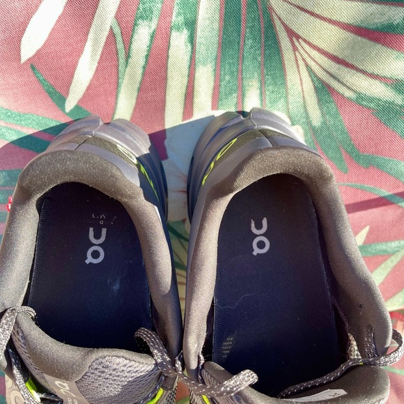 Black OnCloud Sneakers W10 - Picture 7 of 7